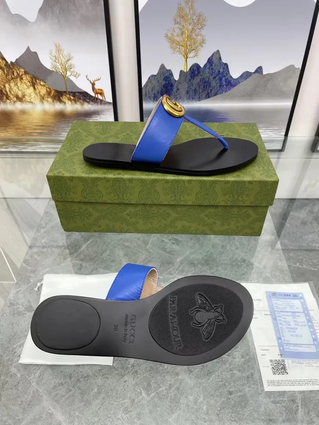 Gucci Black Blue Interlocking GG Buckle Leather Strap Casual Sandals 4