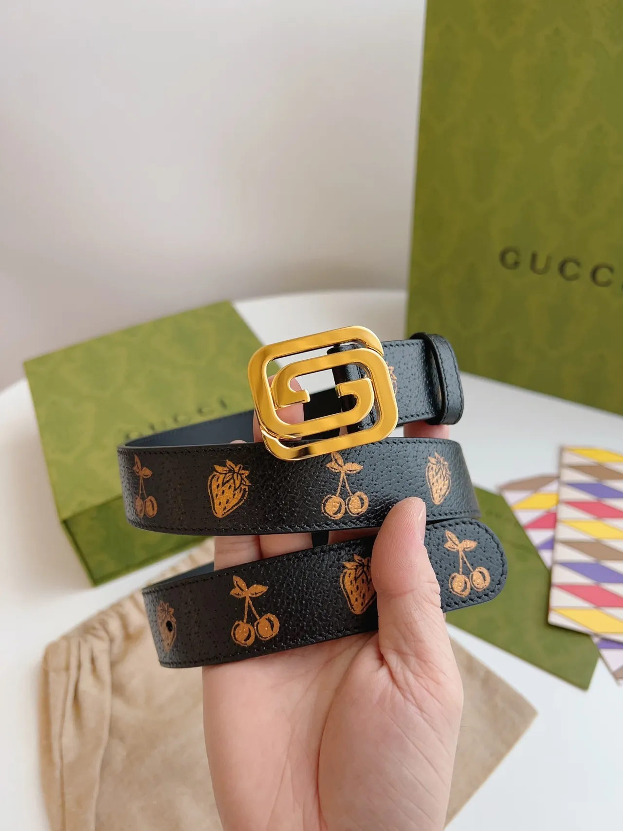 Gucci Black Gold Textured Interlocking G Buckle Leather Belt 4