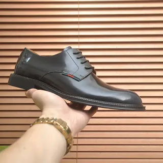 Gucci Black Green Glossy Patent-Like Leather Cap Toe Oxford Shoes