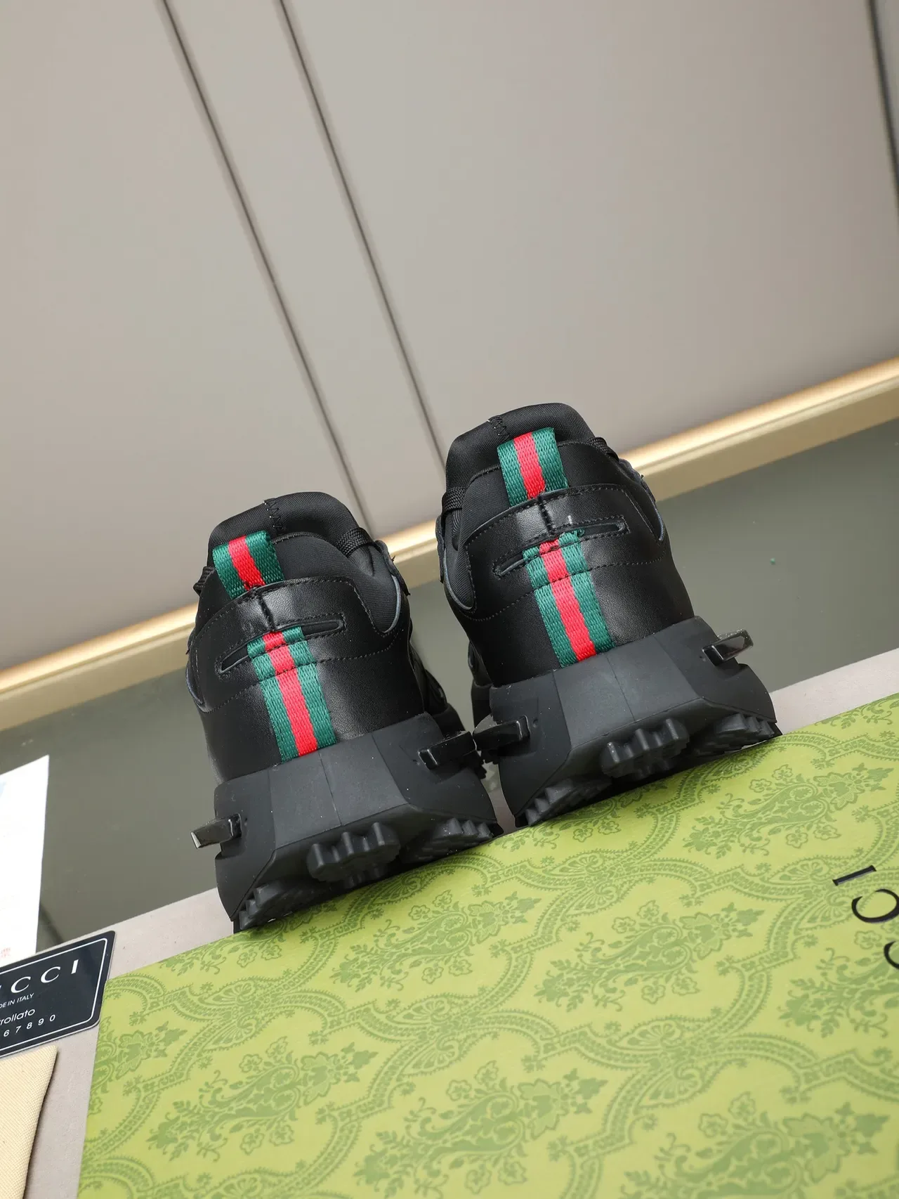 Gucci Black Green Leather-and-Mesh Upper Bold Side Logo Sneakers 4
