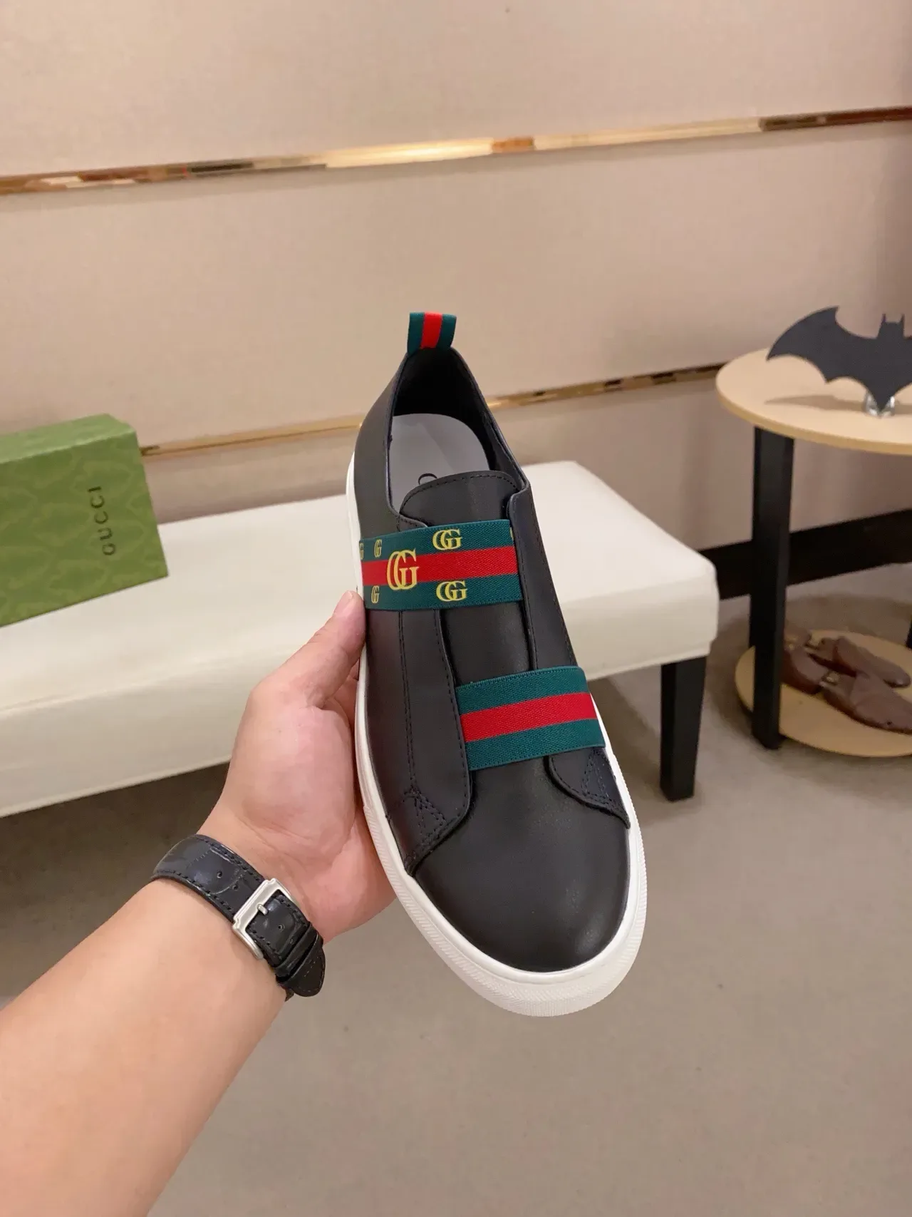 Gucci Black Green Slip-On Leather Upper Lifestyle Sneakers 3