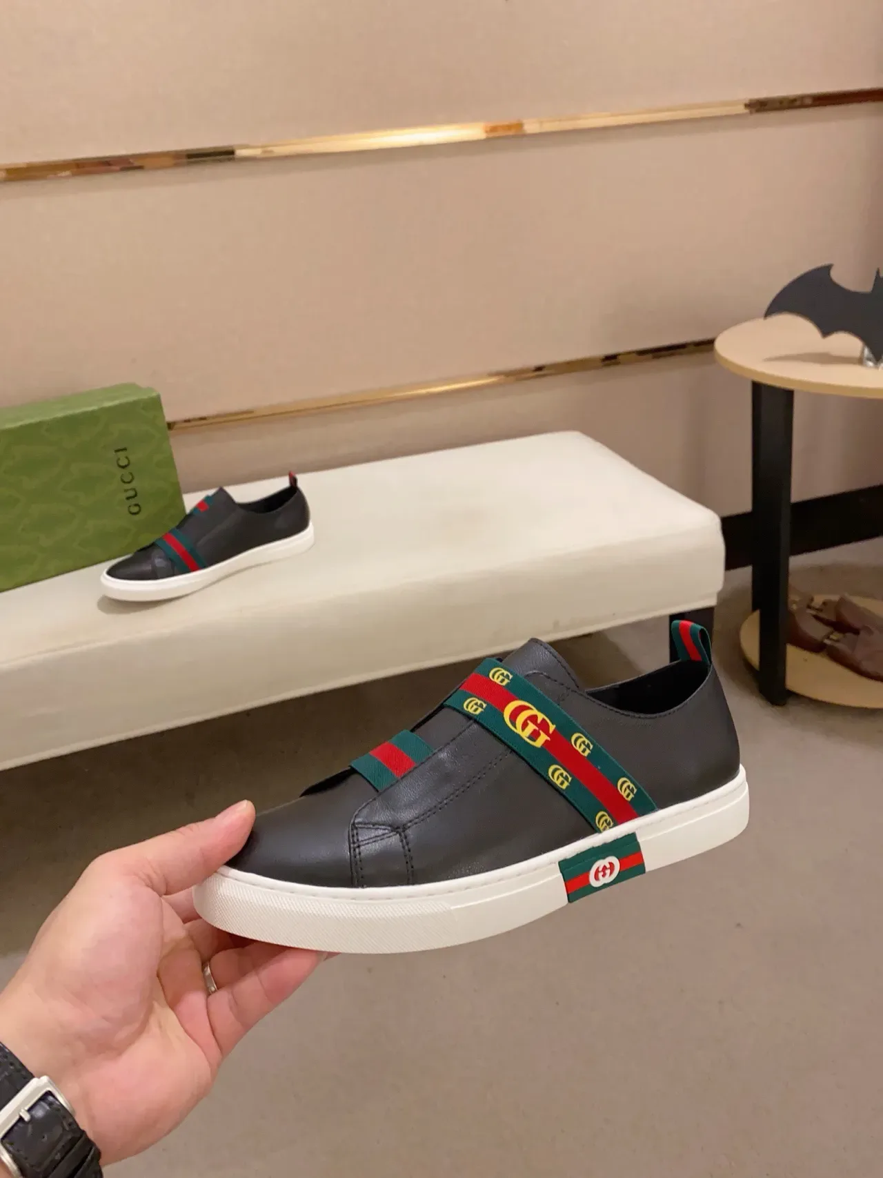 Gucci Black Green Slip-On Leather Upper Lifestyle Sneakers 4
