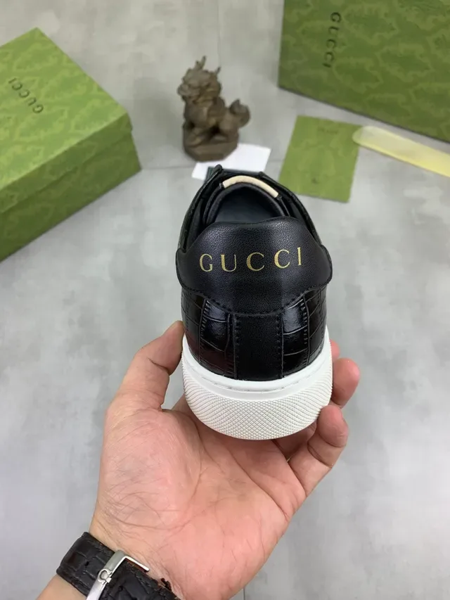 Gucci Black White Laceless Slip-On Croc-Embossed Leather Lifestyle Sneakers 4
