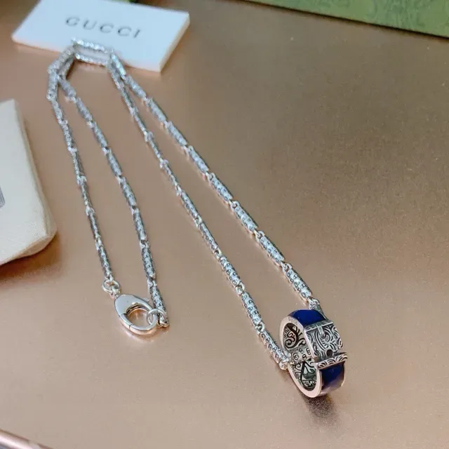 Gucci Dionysus Silver Blue Chain Link Ornate Engraved Pendant Necklace 3