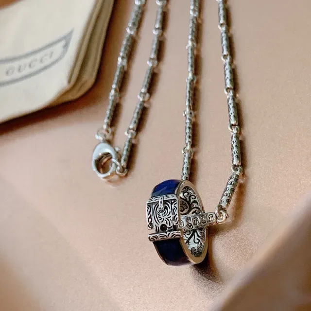 Gucci Dionysus Silver Blue Chain Link Ornate Engraved Pendant Necklace 4