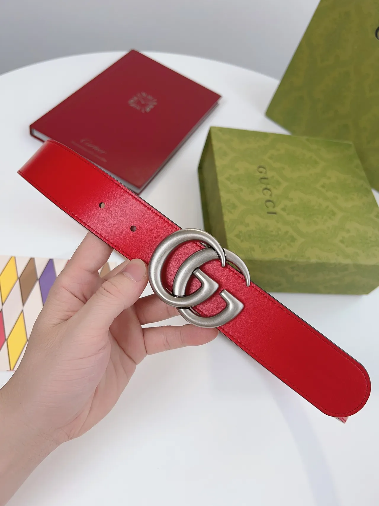 Cinturón Gucci Double G Rojo y Beige de Cuero 7