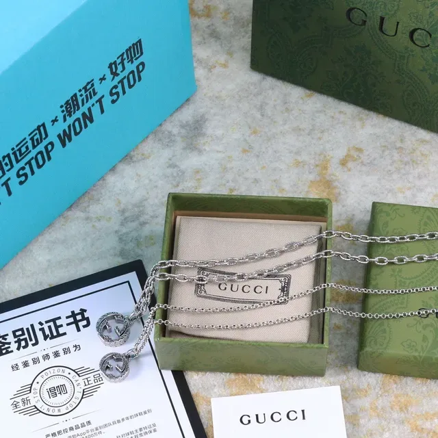 Gucci Double G Interlocking Pendant Necklace 4