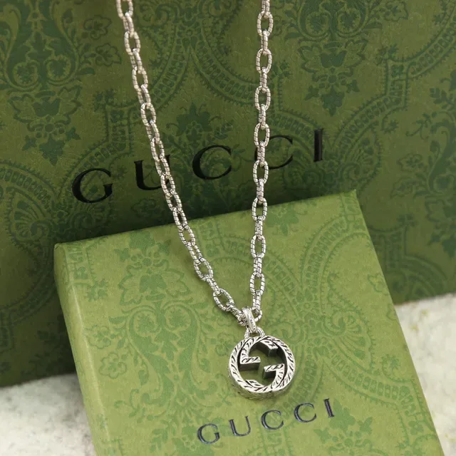 Gucci Double G Interlocking Pendant Necklace 6