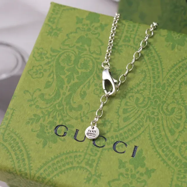 Gucci Double G Interlocking Pendant Necklace 9