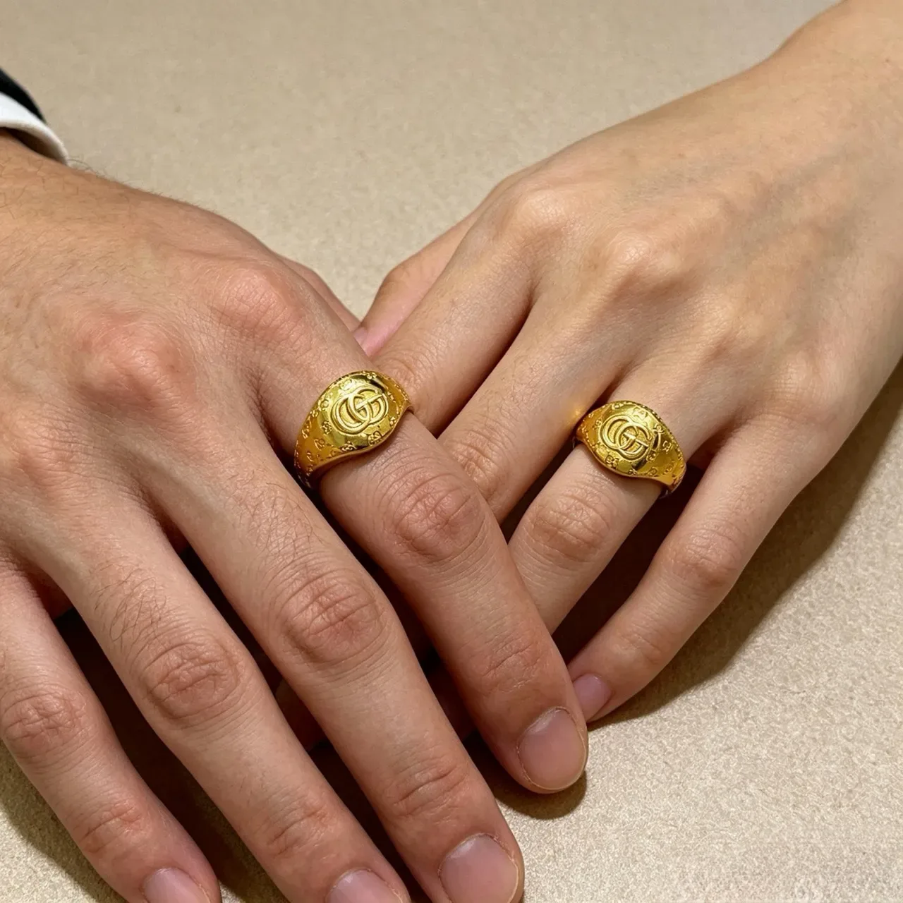 Gucci Double G Signet Gold Ornate Monogram Band Ring 5