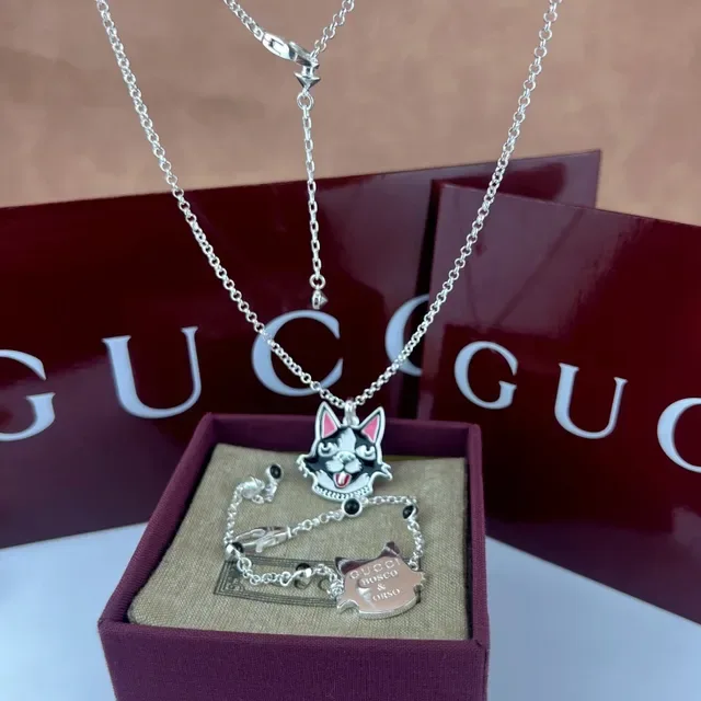 Gucci Enamel Cat Pendant Silver-Tone Chain Necklace 6