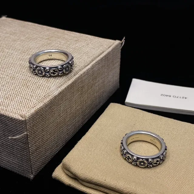 Gucci Floral and Interlocking G Oxidized Silver Ring 4