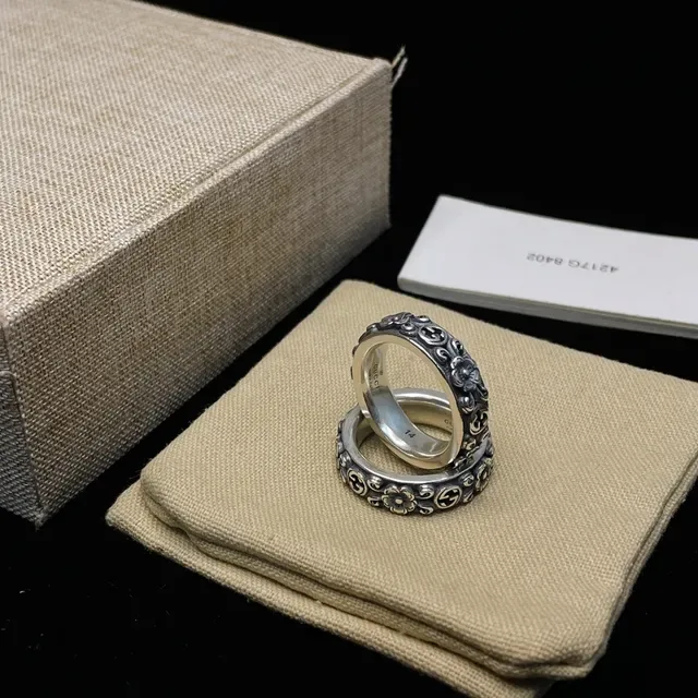 Gucci Floral and Interlocking G Oxidized Silver Ring 5