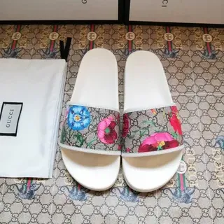 Gucci फ्लोरल प्रिंट GG Canvas Slide Slippers