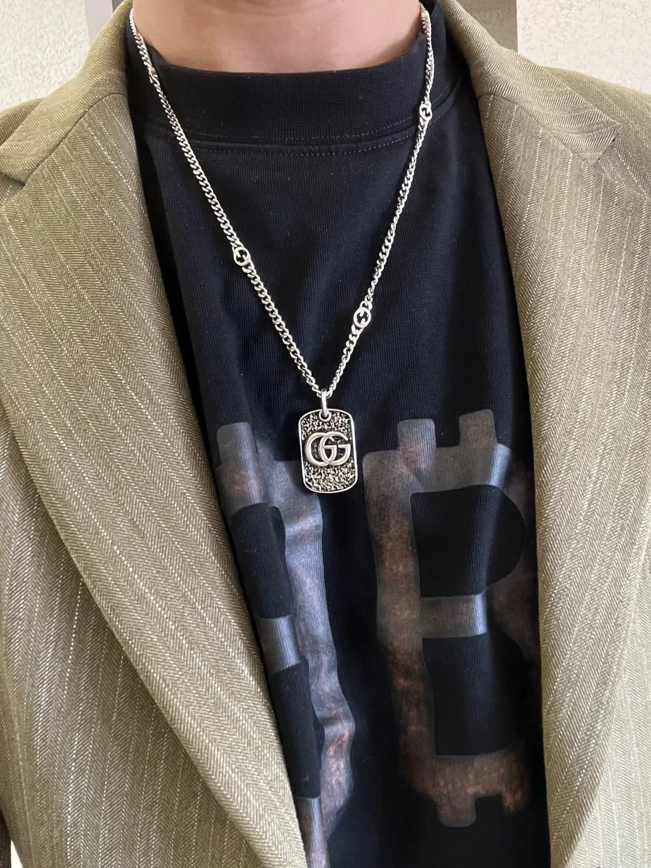 Gucci GG Dog Tag Silver Curb Chain Necklace 5