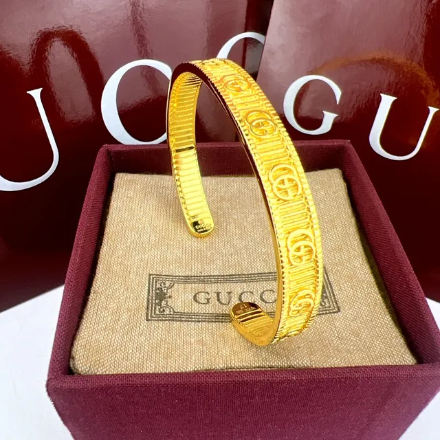 Gucci GG Marmont Black Enamel Interlocking GG Bracelet 3