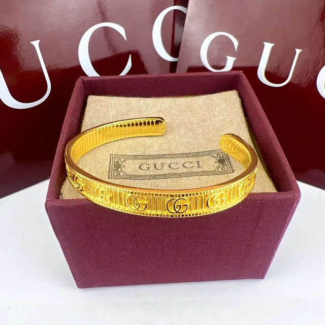 Gucci GG Marmont Black Enamel Interlocking GG Bracelet 4