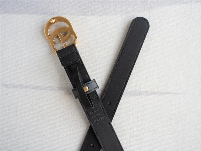 Gucci GG Marmont Black Gold Interlocking G Buckle Ceinture en cuir lisse 5