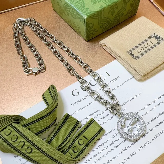 Gucci GG Marmont Crystal-Embellished Silver-Tone Chain Necklace 3