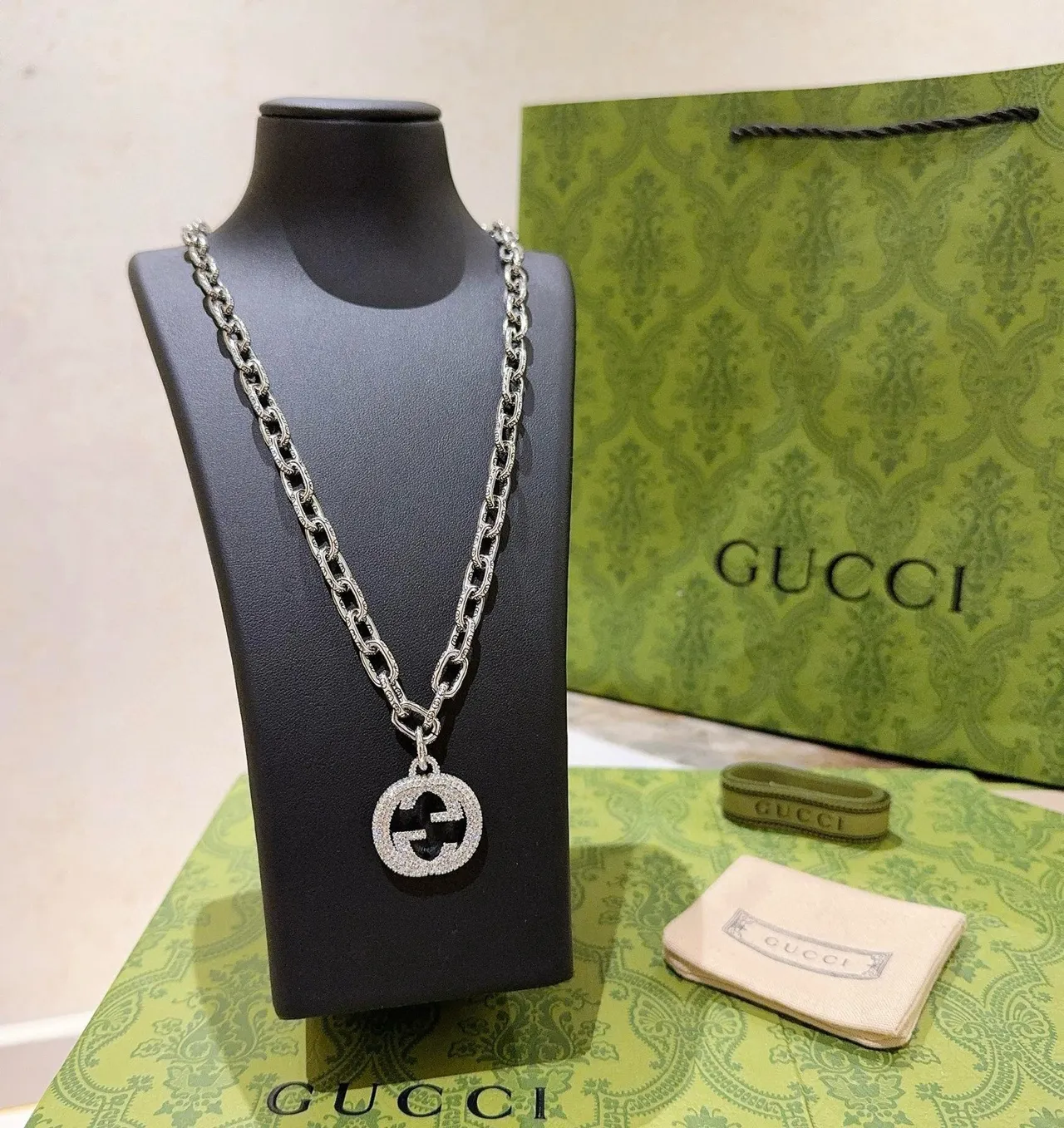 Gucci GG Marmont Crystal-Embellished Silver-Tone Chain Necklace 4