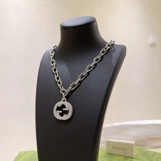 Gucci GG Marmont Crystal-Embellished Silver-Tone Chain Necklace 9