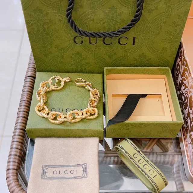 Gucci GG Marmont Gold Twisted Rope-Link Chain Interlocking G Logo Clasp Bracelet 2