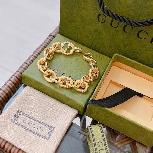 Gucci GG Marmont Gold Twisted Rope-Link Chain Interlocking G Logo Clasp Bracelet 8