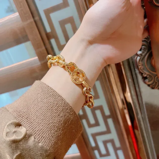 Gucci GG Marmont Gold Twisted Rope-Link Chain Interlocking G Logo Clasp Bracelet 9