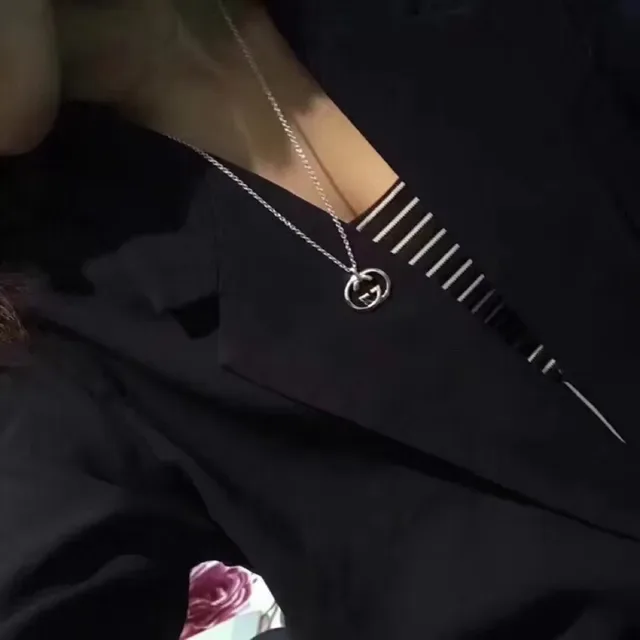 Gucci GG Marmont Interlocking G Collier Doré 2