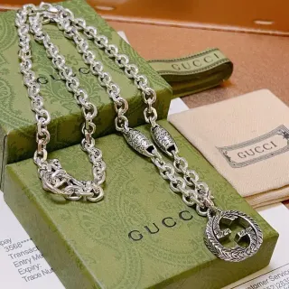 Gucci GG Marmont Interlocking G قلادة سلسلة فضية