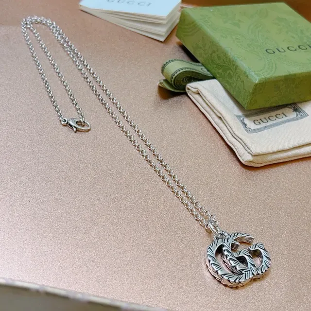 Gucci GG Marmont Interlocking G Rope-Textured Silver Necklace 3