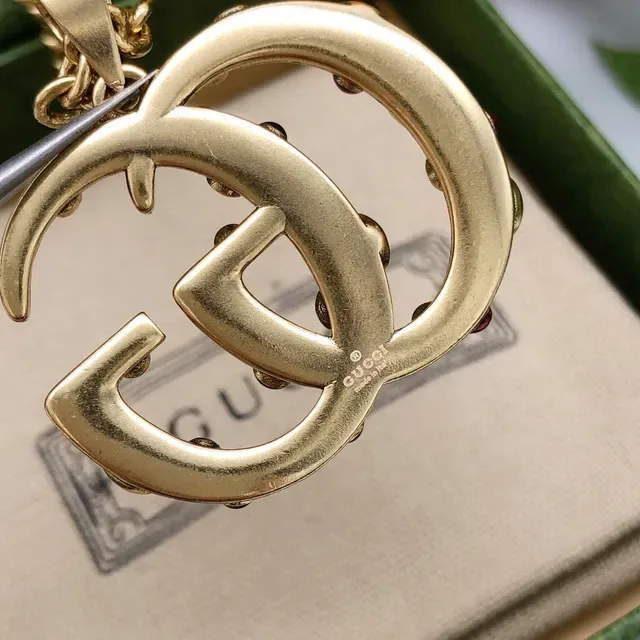 Gucci GG Marmont Multistone Interlocking G Pendant Necklace 4