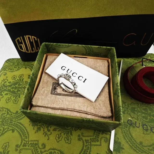 Gucci GG Marmont Pavé Stone Gold Ring 4