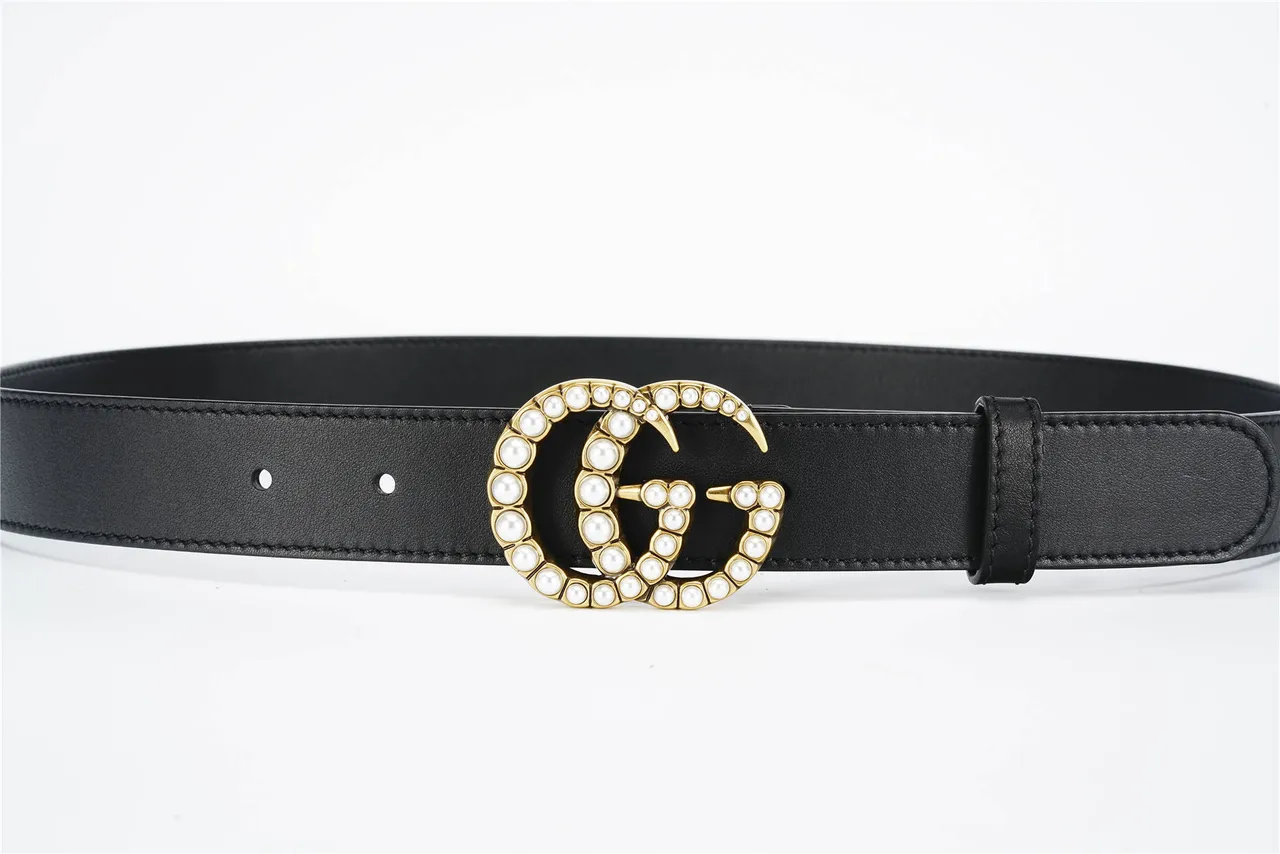 Gucci GG Marmont Ceinture en cuir noir ornée de perles 9