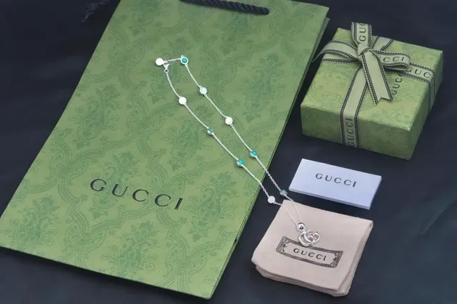 Gucci GG Marmont Silver Beige Interlocking Double G Pendant Fine Link Chain Necklace 4