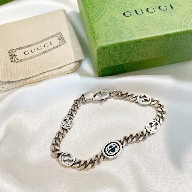 Gucci GG Marmont Silver Black Curb-Link Chain Interlocking G Logo Medallions Bracelet 6