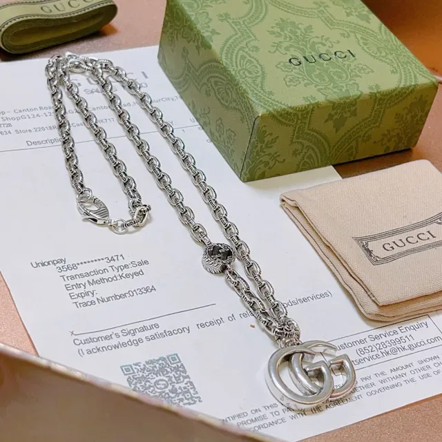Gucci GG Marmont Silver Black Interlocking Double-G Pendant Ornate Curb-Link Chain Necklace 4