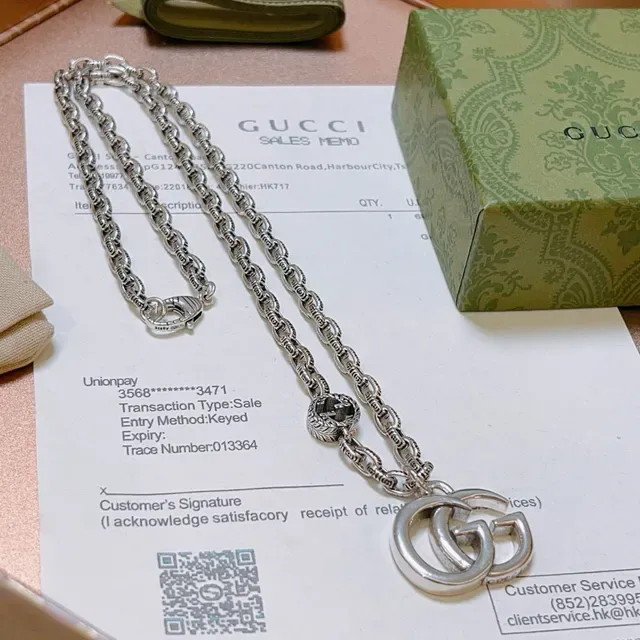 Gucci GG Marmont Silver Black Interlocking Double-G Pendant Ornate Curb-Link Chain Necklace 7