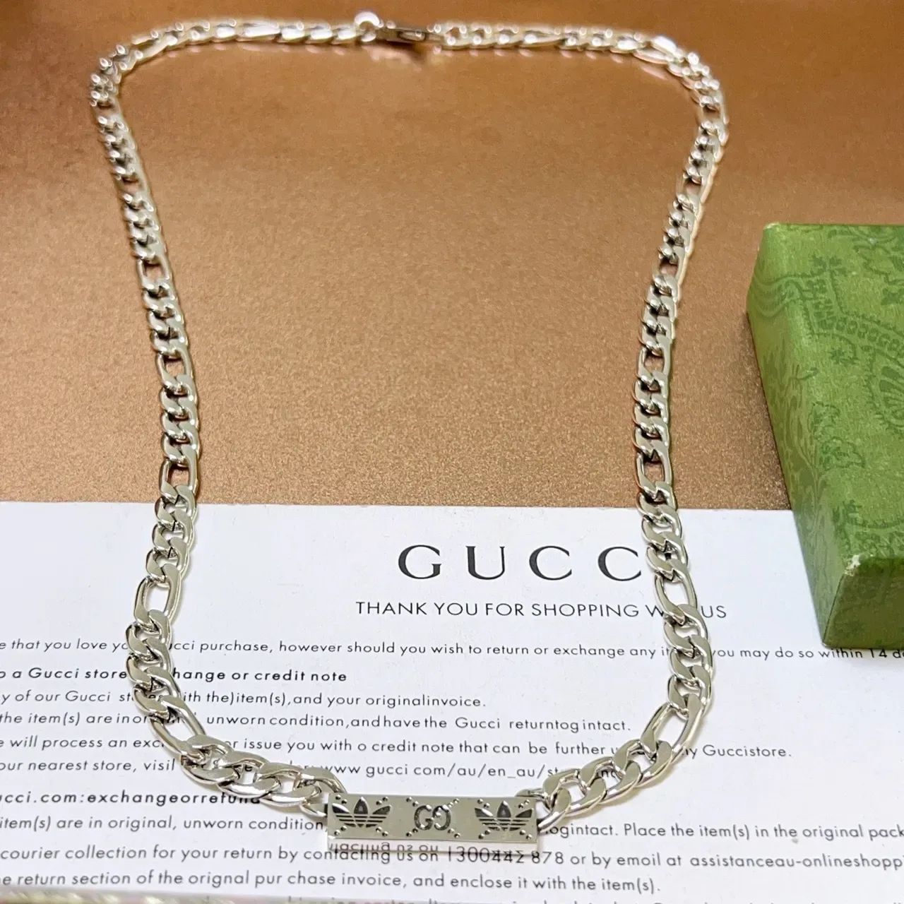 Gucci GG Marmont Silver Green Figaro Chain Logo Pendant Necklace 7