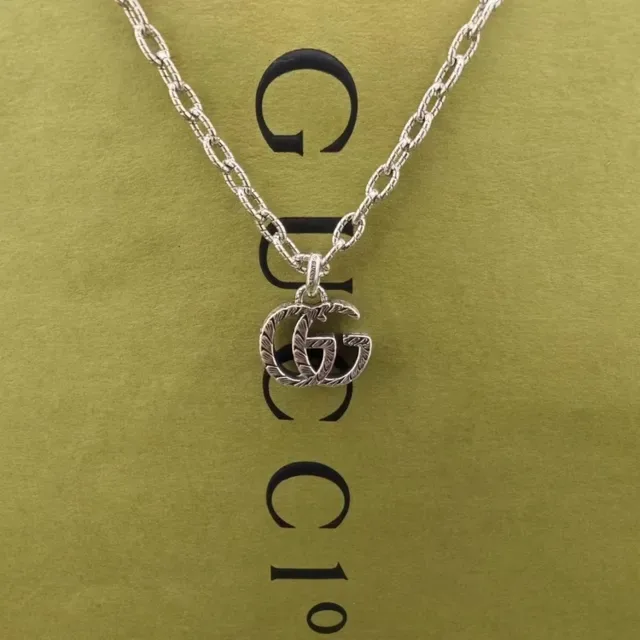 Gucci GG Marmont Silver Interlocking Logo Charm Fine Link Chain Bracelet 4