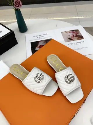 Gucci GG Marmont White Gold Quilted Matelassé Leather Interlocking G Hardware Slippers 4