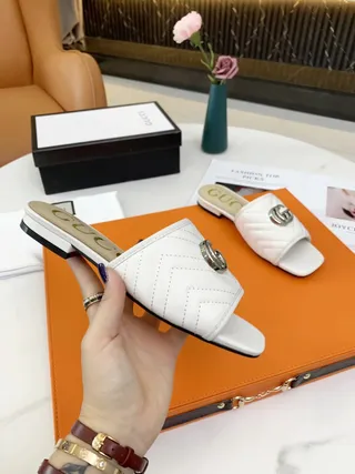 Gucci GG Marmont White Gold Quilted Matelassé Leather Interlocking G Hardware Slippers 6