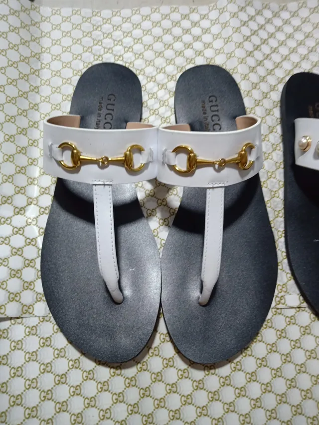 Gucci GG Marmont Blanc Gris Boucle entrelacée Perles ornementales Sandales casual 4