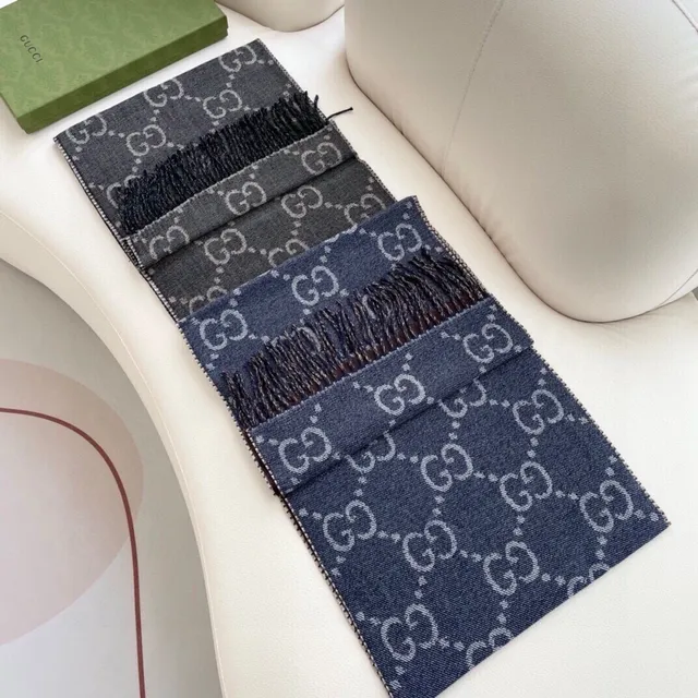 Gucci GG Monogram Lenço de seda cinza e preto tonal 4