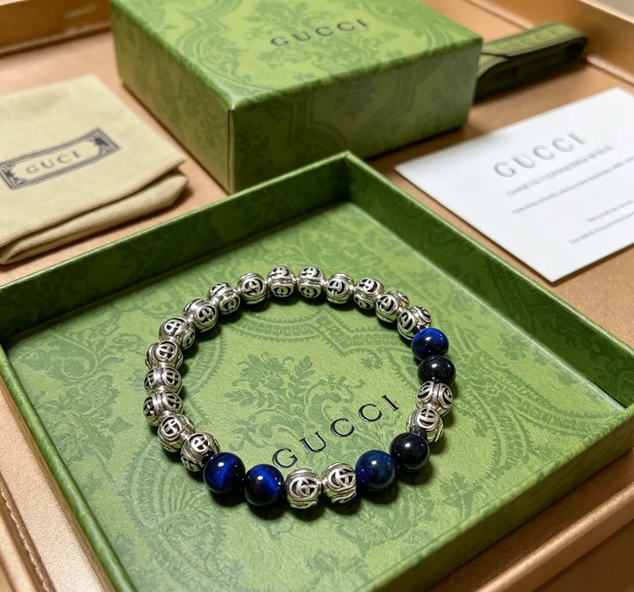 Gucci GG Motif Pulseira de metal azul prateada com contas 4