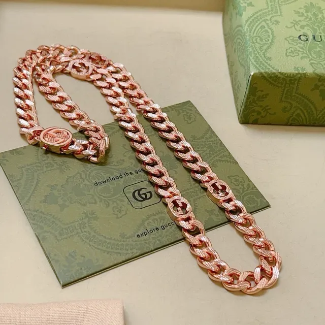 Gucci GG Motif Curb-Link Rose Gold-Tone Necklace 6
