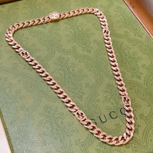 Gucci GG Motif Curb-Link Rose Gold-Tone Necklace 8