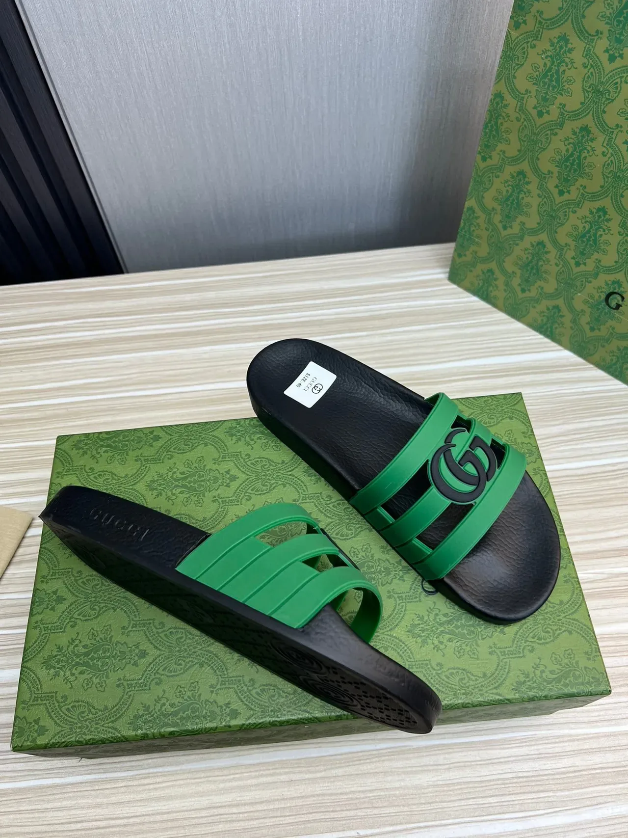 Gucci GG Slide Noir et Vert à Double Sangle 5