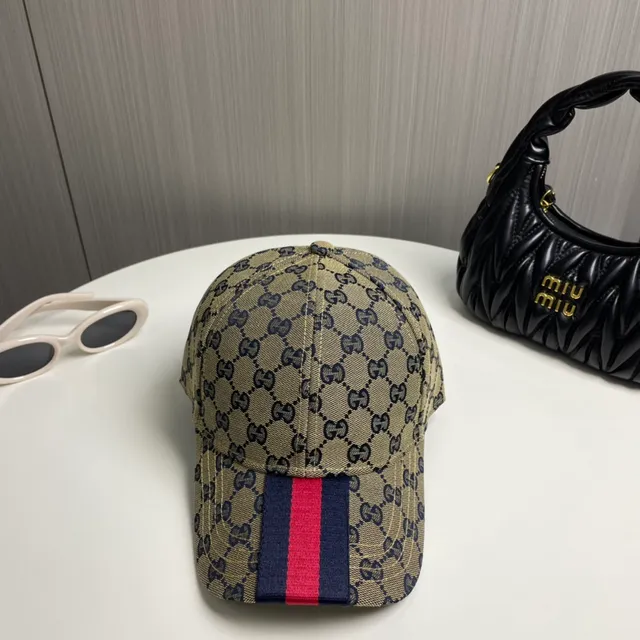 Gucci GG Supreme Monogram Beige Bleu Marine Web Rayures Casquette de baseball 8