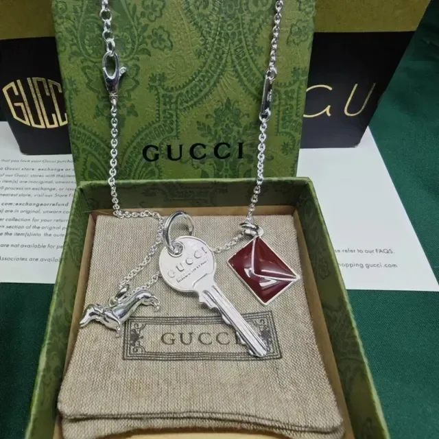 Gucci Gold Burgundy Key-Shaped Pendant Dachshund Charm Necklace 5